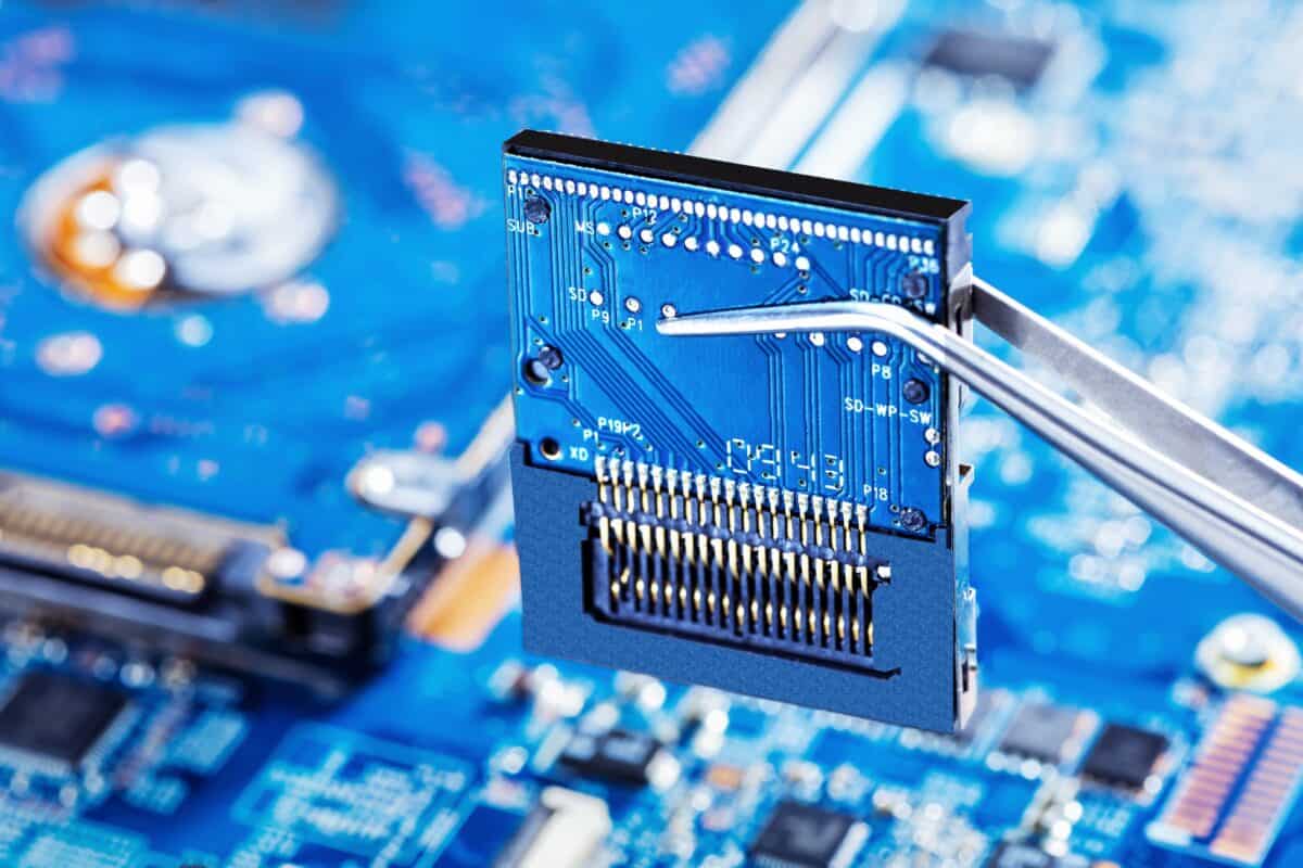 The Race for Supremacy: Who Makes the Fastest Chip in the World?