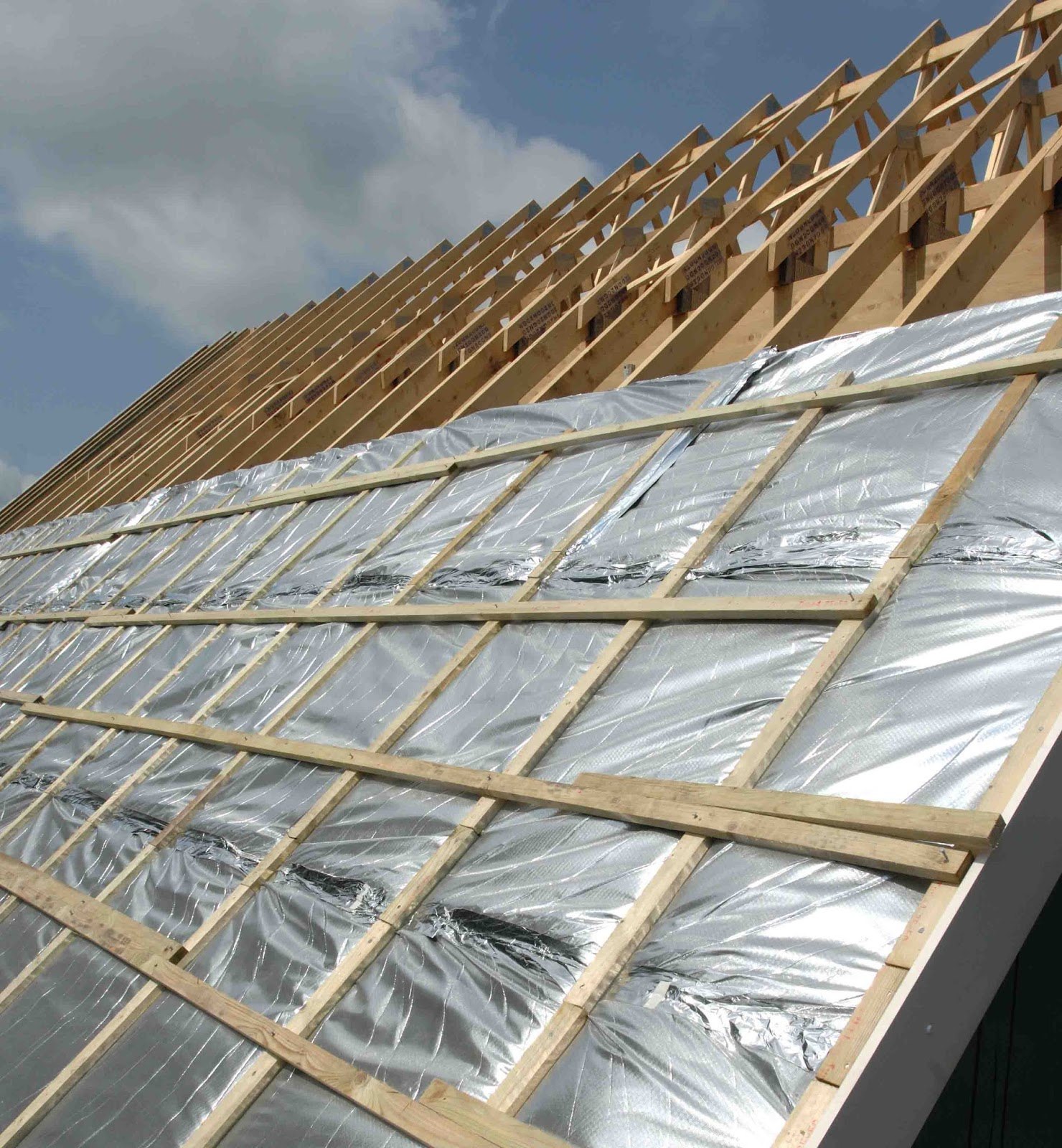 Revitalizing Old Houses: Unveiling the Best Insulation Solutions